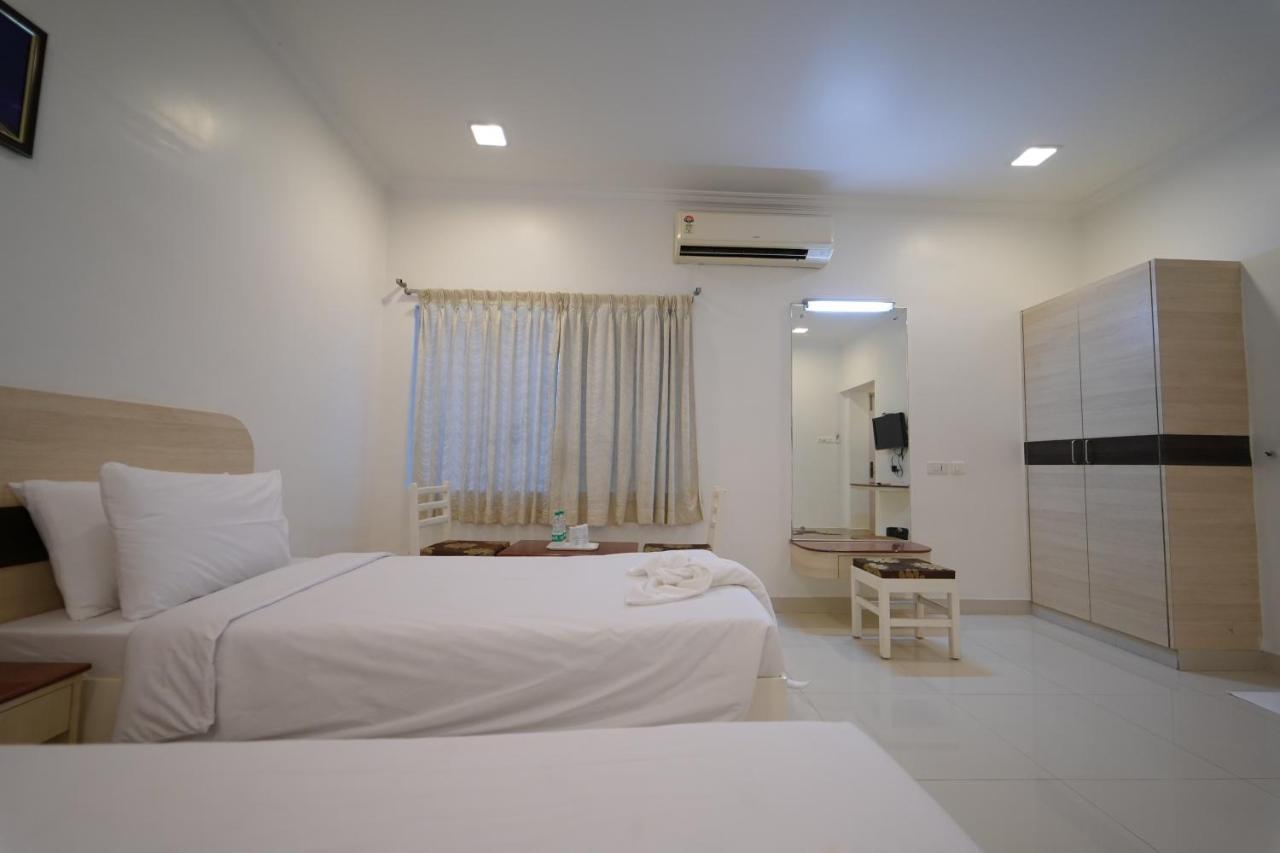 Hotel Palmyra Grand Inn Tirunelveli Exterior foto