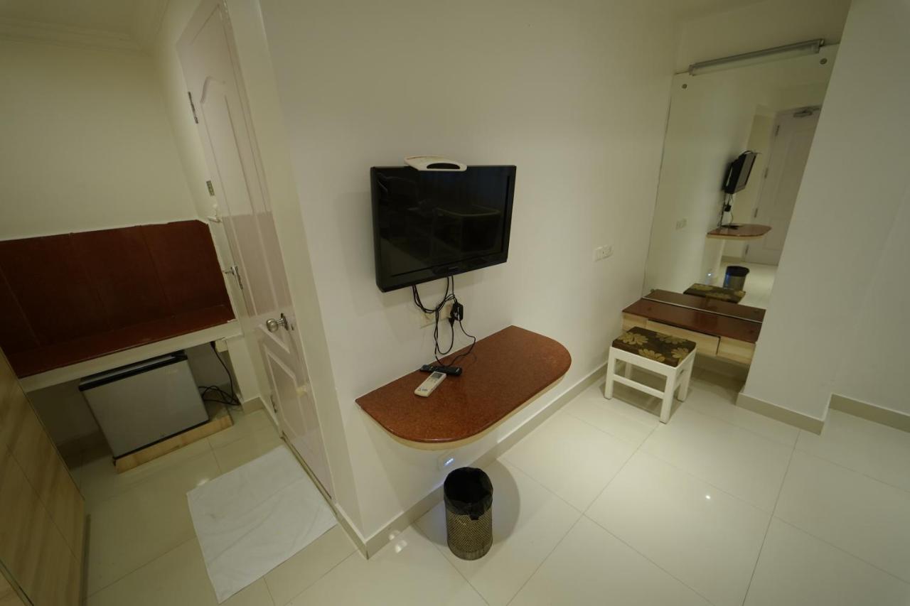Hotel Palmyra Grand Inn Tirunelveli Exterior foto